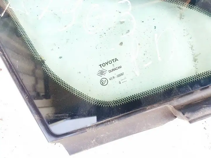Toyota Verso (2009 - 2012) Треугольное стекло кузова — фото 3