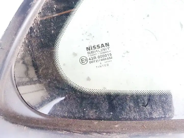 Nissan Almera (2000 - 2006) Заднее боковое стекло — фото 2