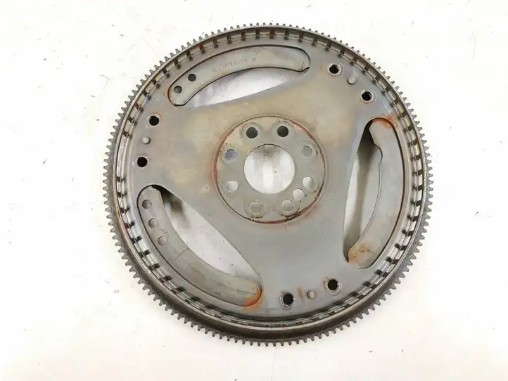 Mercedes-Benz C W204    Маховик