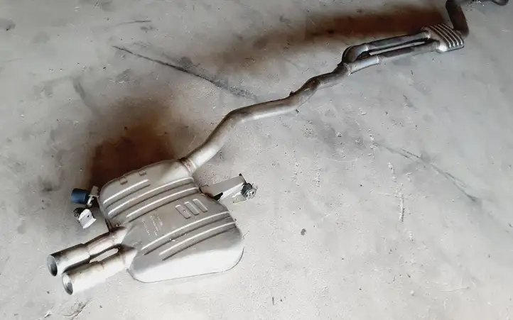 BMW 5 GT F07 (2010 - 2017)  7807110 Глушитель