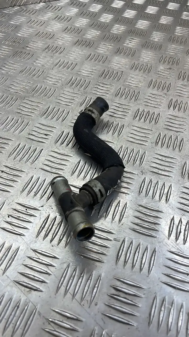 Nissan Qashqai (2010 - 2013)   Трубка (трубки)/ шланг (шланги)