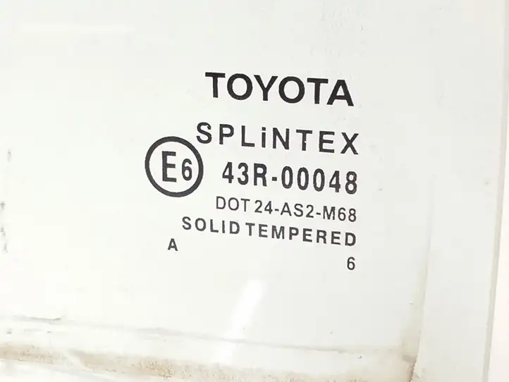Toyota Yaris (2005 - 2009) AS2 Форточка двери — фото 2