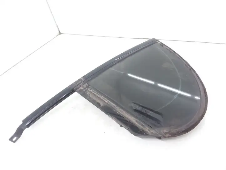 Jaguar S-Type   2R83F2529A Маленькое стекло 