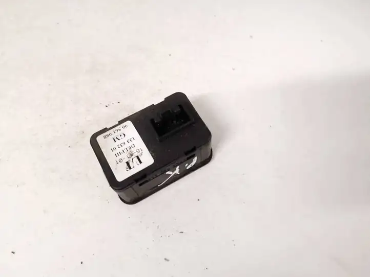 Opel Vectra C (2002 - 2005) 13363201 Блок кнопок стеклоподъемников — фото 2