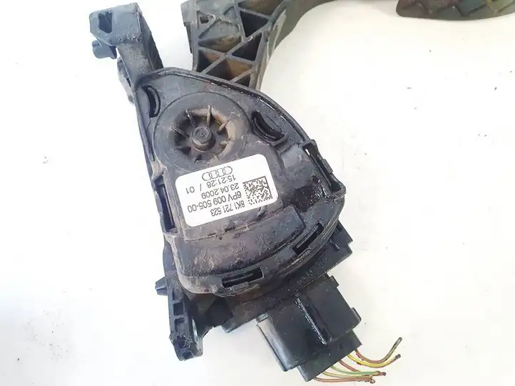 Audi A4 S4 B8 8K (2007 - 2011) 8k1721523 Педаль акселератора — фото 2