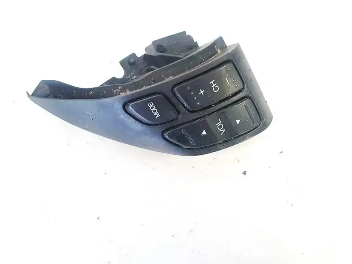 Honda CR-V (2006 - 2009) m33509 Кнопки на рулевом колесе — фото 2