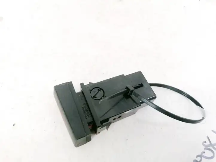 Hyundai Santa Fe (2005 - 2009) 864W0140 Включатель аварийных фонарей — фото 2