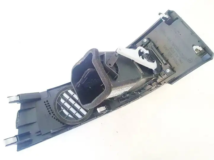 Honda CR-V (2006 - 2009) 77630swa Центральный воздушный дефлектор — фото 3