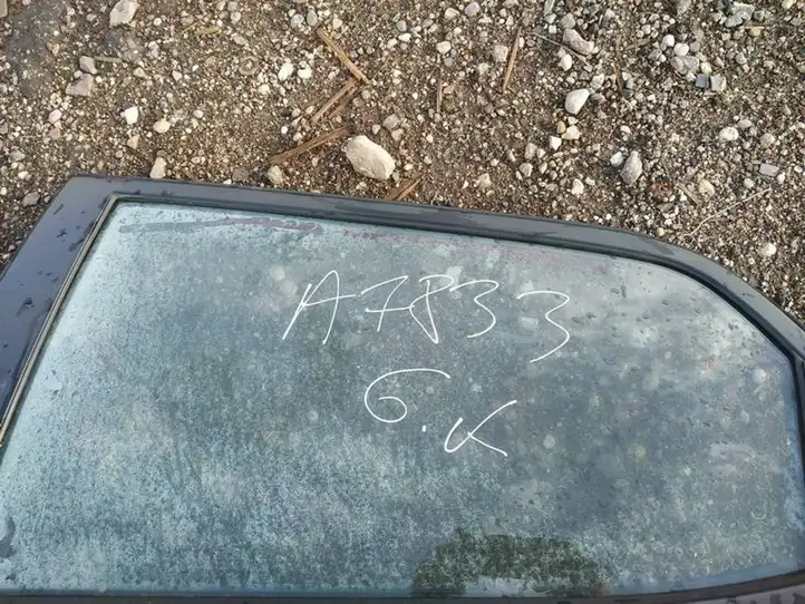 Mazda 2 (2007 - 2010) Стекло задней двери — фото 2