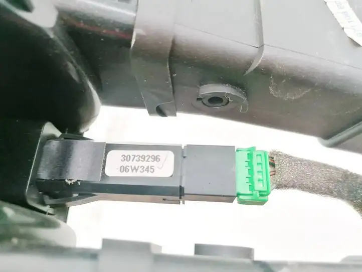 Volvo V50 (2004 - 2008) 30739296 Включатель аварийных фонарей — фото 3