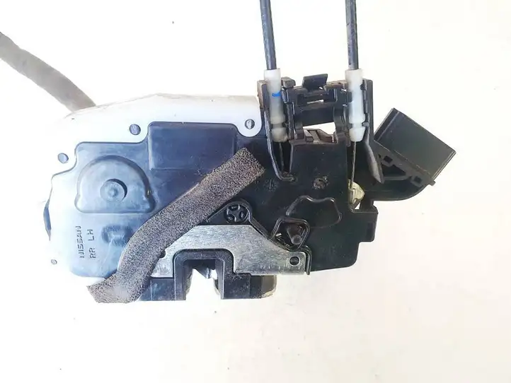 Nissan Juke I F15 (2010 - 2018) g1014520 Замок задней двери — фото 3