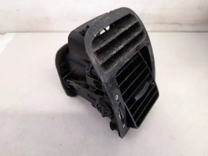 Honda Stream (2000 - 2003) 77640s7aa0030 Центральный воздушный дефлектор — фото 2