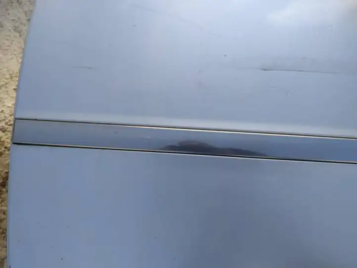 Toyota Avensis Verso (1995 - 2001) Молдинги задней двери — фото 3