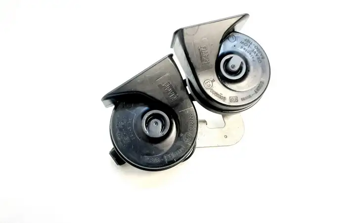 Volvo XC90 (2002 - 2006) 30655262 Звуковой сигнал — фото 2