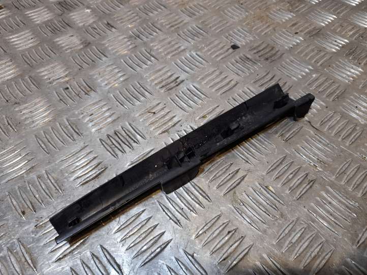 Audi A4 (2011 - 2015)  8K0868203 Отделка стойки (D) (нижняя)