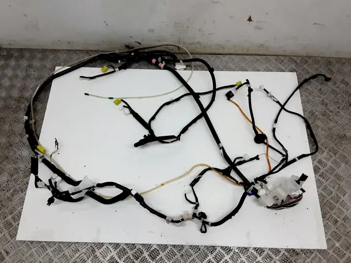Lexus CT 200H (2013 - 2017) 8216276400 Прочая электропроводка — фото 1