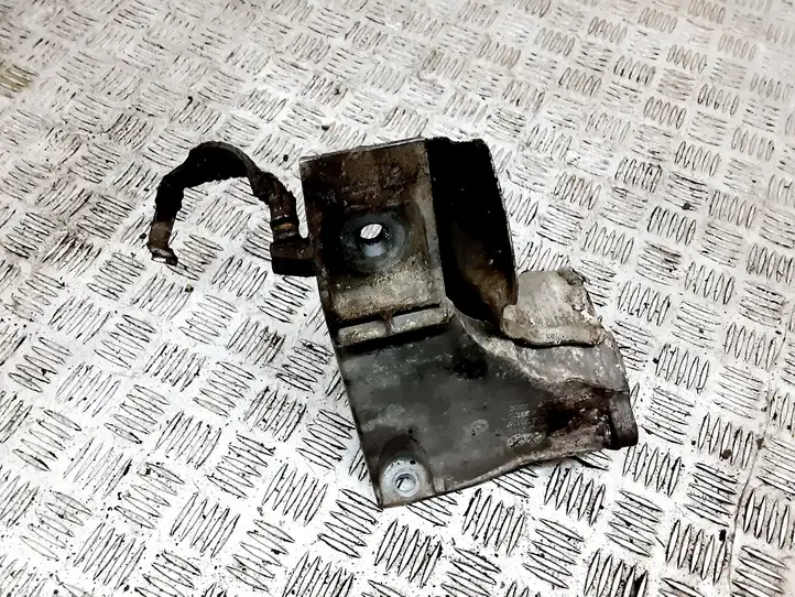 BMW X5 E70 (2006 - 2013) 67871110 Кронштейн двигателя — фото 2