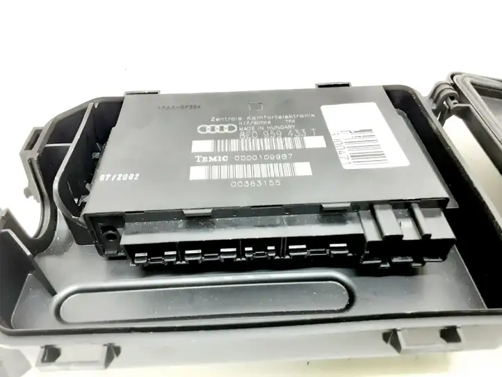 Audi A4 S4 B6 8E 8H (2000 - 2006) 8E0959433T Модуль комфорта — фото 2