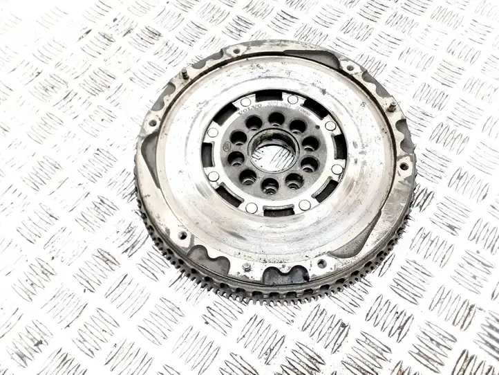 Volvo S60 (2004 - 2010) 30735964 Двухмассовый маховик — фото 1