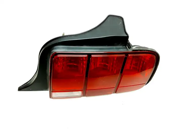 Ford Mustang V (2005 - 2014) 4R3T13A412G2818 Задний фонарь в кузове — фото 2