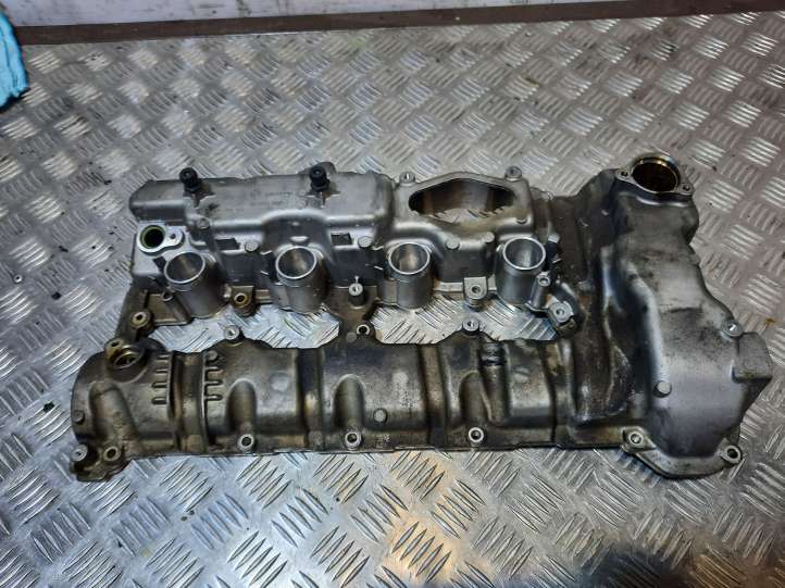 BMW 6 F12 F13 (2010 - 2018)  7566283 Крышка головки
