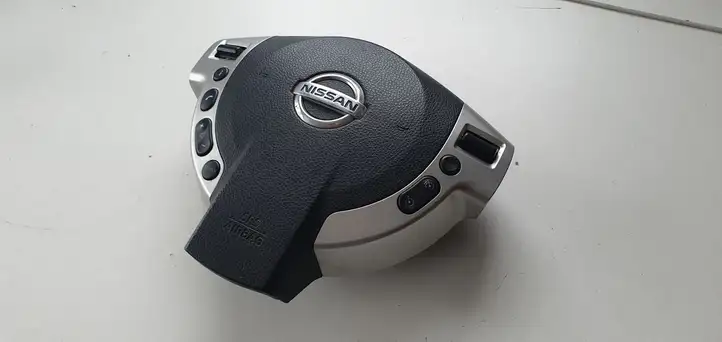 Nissan Qashqai (2010 - 2013) Подушка безопасности руля — фото 2