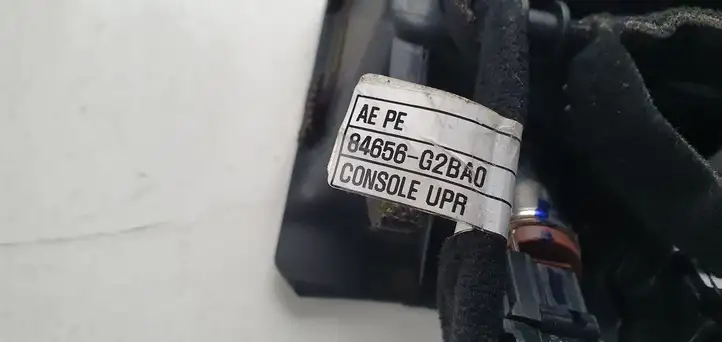Hyundai Ioniq (2016 - ) USB разъем — фото 11