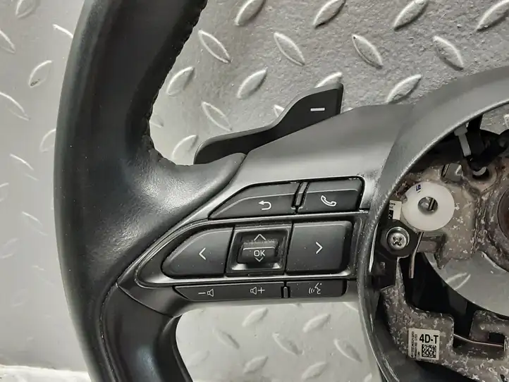 Toyota Yaris XP210 (2020 - ) 84250K0040C5 Руль — фото 6