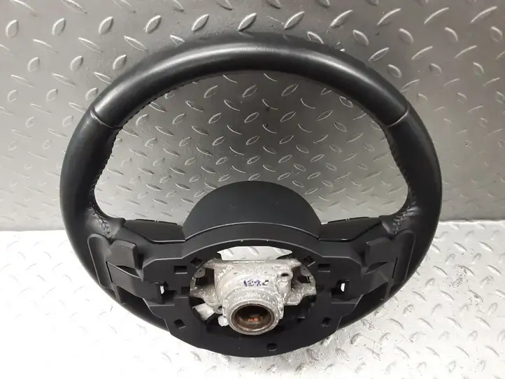 Toyota Yaris XP210 (2020 - ) 84250K0040C5 Руль — фото 8