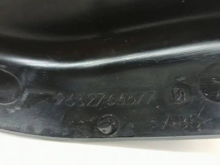 Peugeot 407 (2004 - 2011) 9652763677 Накладка зеркала заднего вида — фото 8