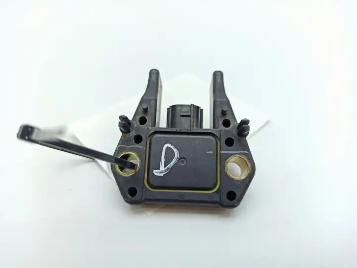 Subaru Legacy (2003 - 2009) 98231AG000 Датчик удара SRS — фото 10