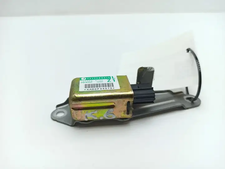 Subaru Legacy (2003 - 2009) 98236AG010 Датчик удара SRS — фото 9