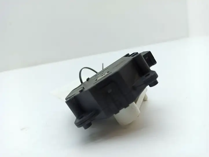 Subaru Legacy (2003 - 2009) 1138002380 Двигатель задвижки потока воздуха — фото 4