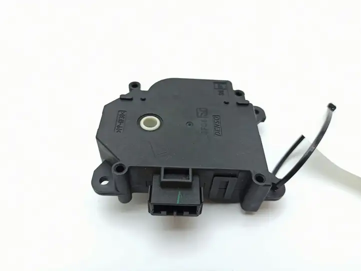 Subaru Legacy (2003 - 2009) 1138002380 Двигатель задвижки потока воздуха — фото 1