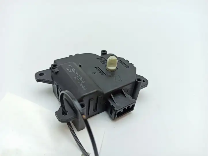 Subaru Legacy (2003 - 2009) 1138002380 Двигатель задвижки потока воздуха — фото 7