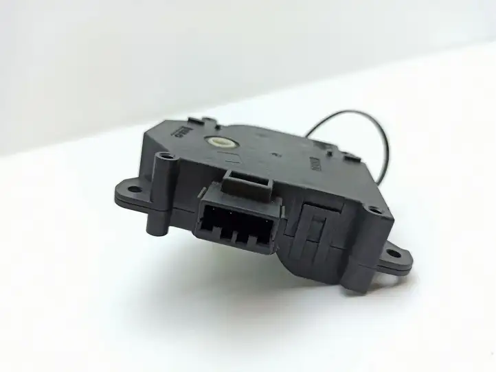 Subaru Legacy (2003 - 2009) 1138002350 Двигатель задвижки потока воздуха — фото 3
