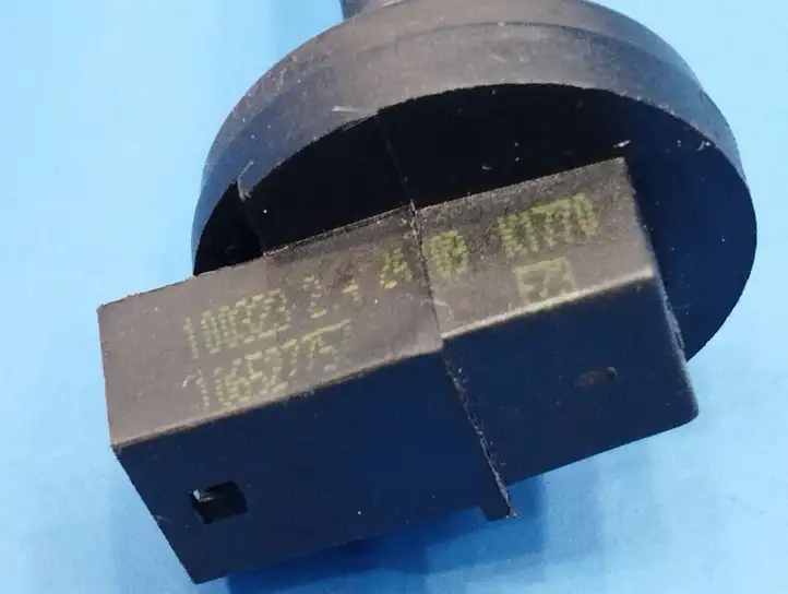 Peugeot 407 (2004 - 2011) 6930015 Датчик температуры воздуха в салоне — фото 9