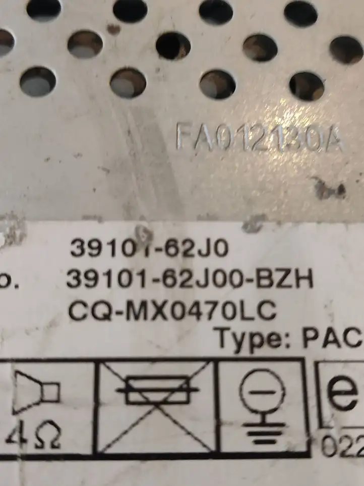 Suzuki Swift (2004 - 2010) 3910162J0 Магнитола / мультимедийная система — фото 1
