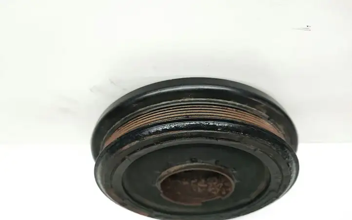 BMW 3 E90 E91 (2005 - 2012) Шкив коленчатого вала — фото 3