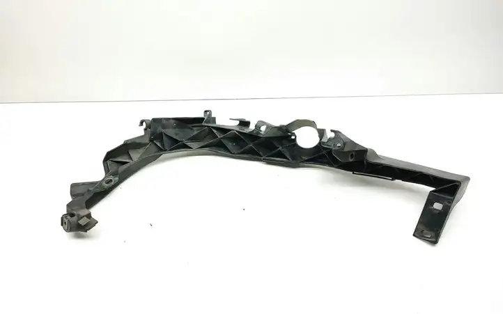 BMW 3 E90 E91 (2005 - 2012) 7116708 Кронштейн передней фары — фото 2