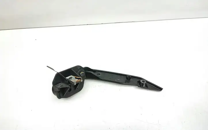 BMW 3 E90 E91 (2005 - 2012) 7058448 Кронштейн передней фары — фото 2
