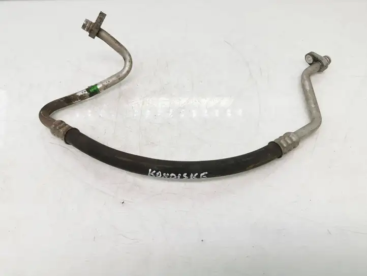 Toyota (2005 - 2014) 887030h010a Трубки и шланги кондиционера — фото 1