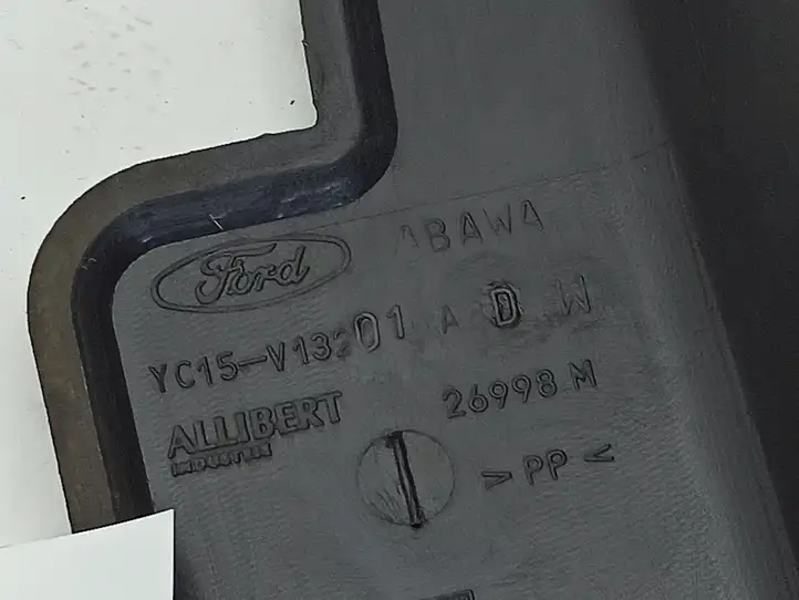 Ford Transit (2000 - 2006) YC15V13201ADW Внутренняя отделка переднего порога — фото 4