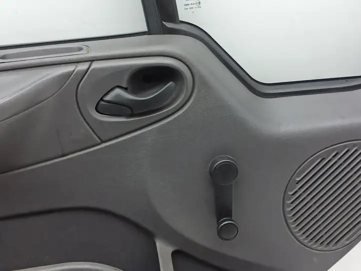 Ford Transit (2000 - 2006) Дверь — фото 7
