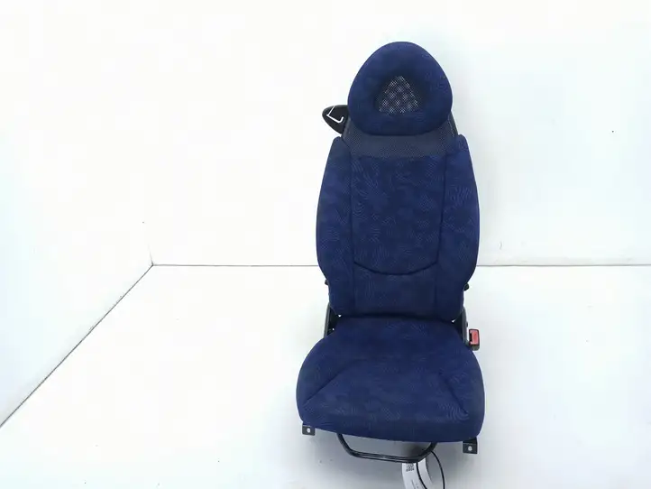 Smart ForTwo I (2000 - 2007) Переднее сиденье пассажира — фото 4