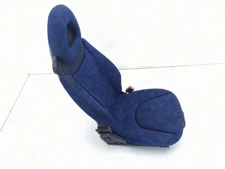 Smart ForTwo I (2000 - 2007) Переднее сиденье пассажира — фото 6