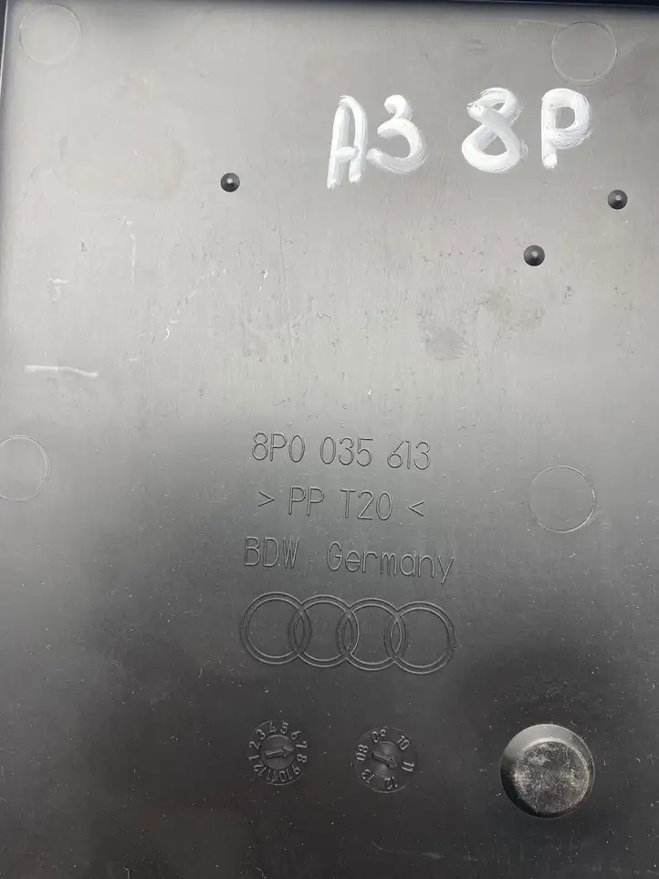 Audi A3/S3 8P (2008 - 2013) 8P0035619C Другая деталь двигателя — фото 5