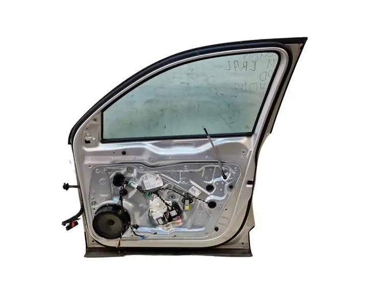 Volkswagen Tiguan (2007 - 2011) Дверь — фото 6