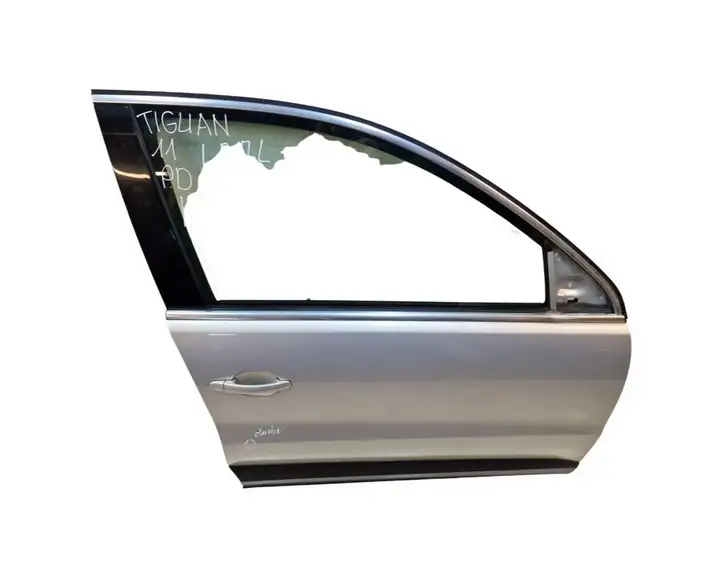 Volkswagen Tiguan (2007 - 2011) Дверь — фото 9