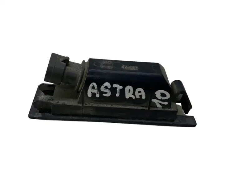 Opel Astra J (2009 - 2012) A049190 Подсветка номера — фото 2
